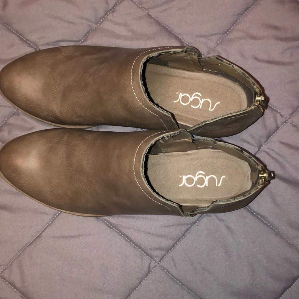 Light brown booties - Picture 3 of 5